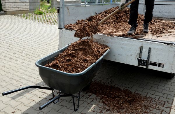 Bulk Mulch Delivery in Elk River
