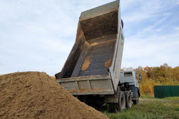 Topsoil Delivery in Elk River