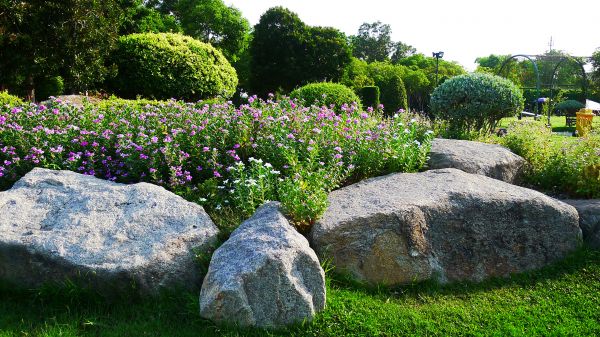Boulder Landscaping in Elk River